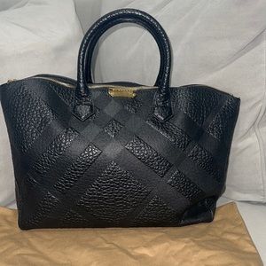 Burberry Softgrain Check Medium Dewsbury Tote-Authentic-EUC